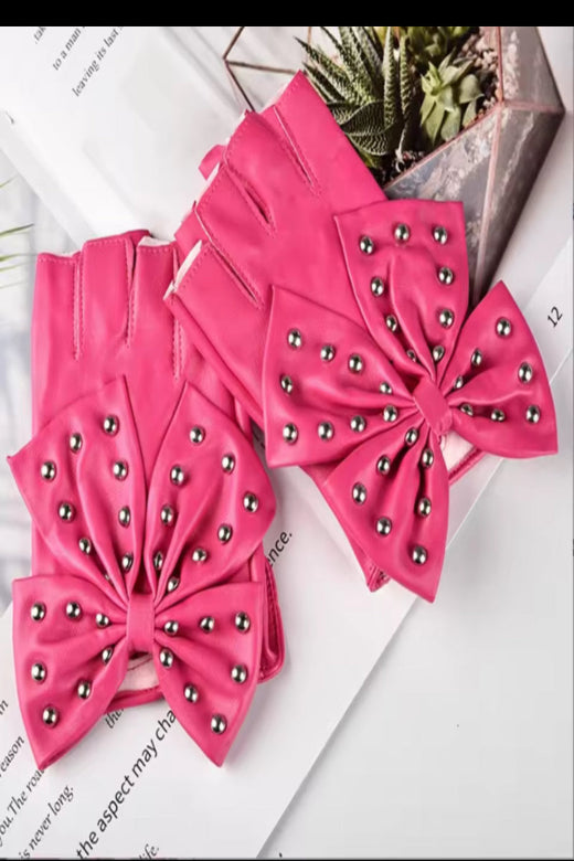 PINK FINGER GLOVES